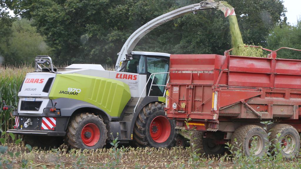 Claas Complète Sa Gamme Densileuses Jaguar Entraid 8885