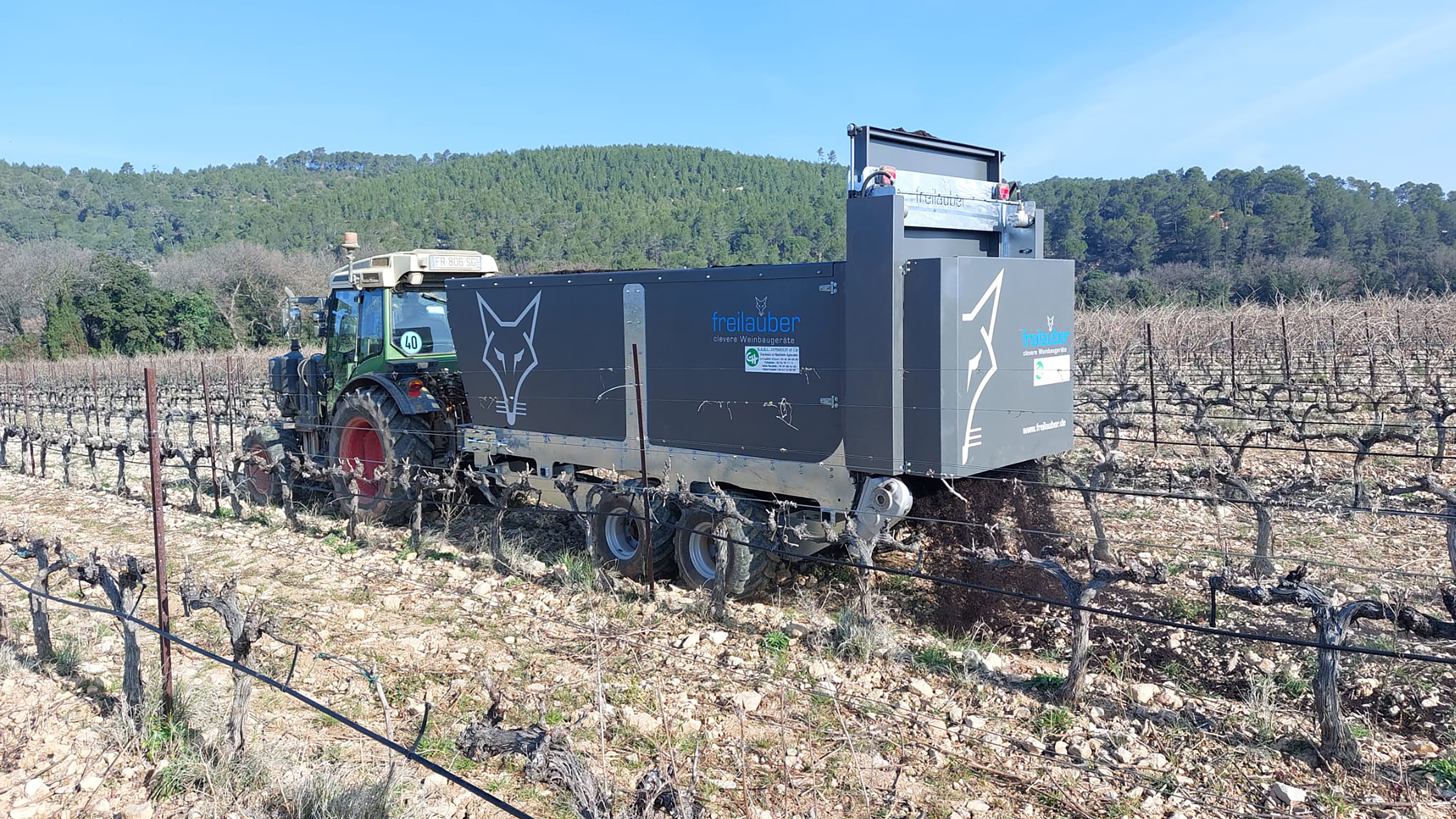 L'épandeur à fumier viticole de la cuma d'Espava,  pour des vignes en pleine santé