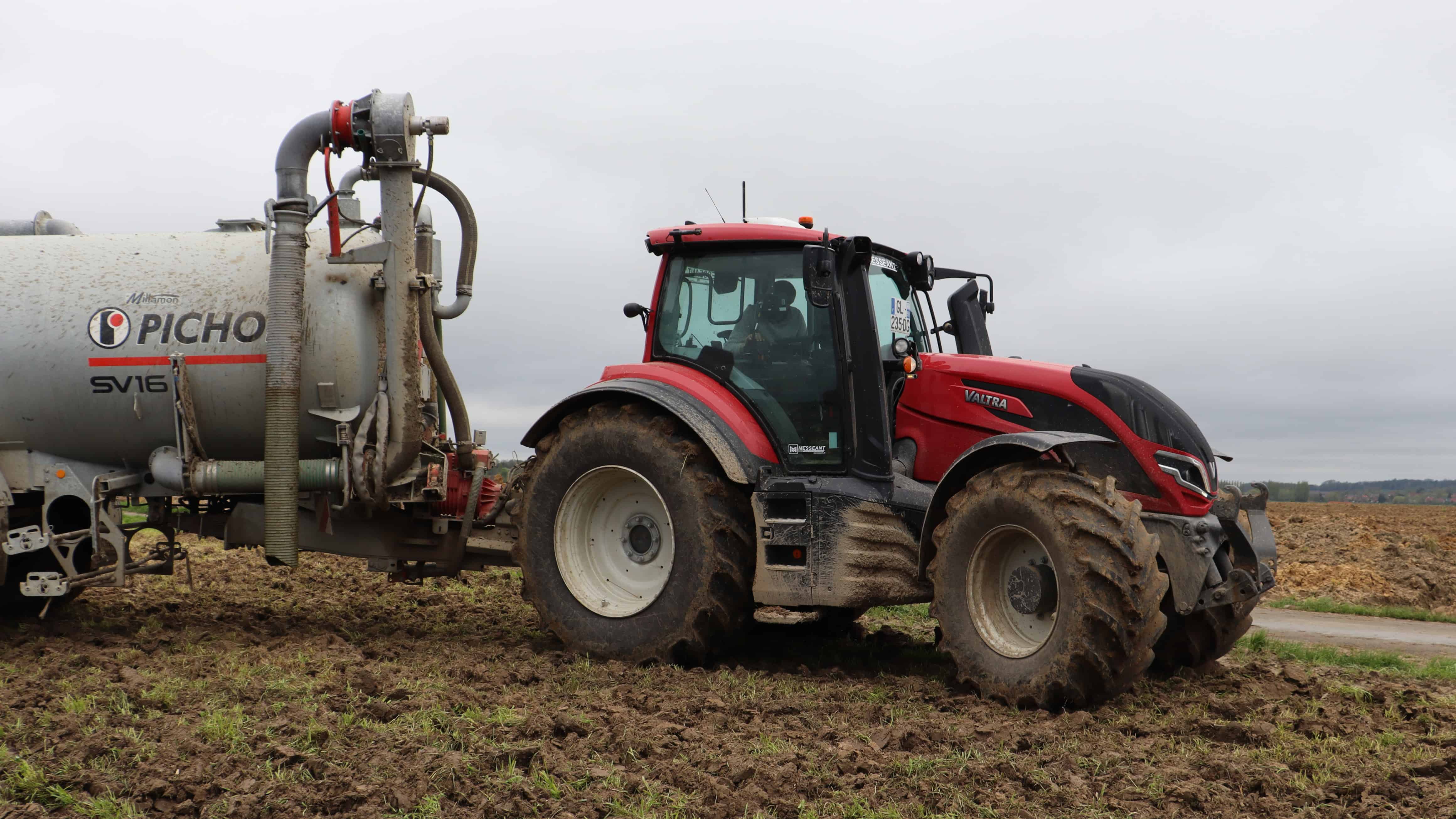 tracteurs-Valtra