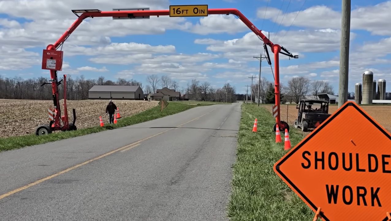 Crossing the roads in the spread without a ton