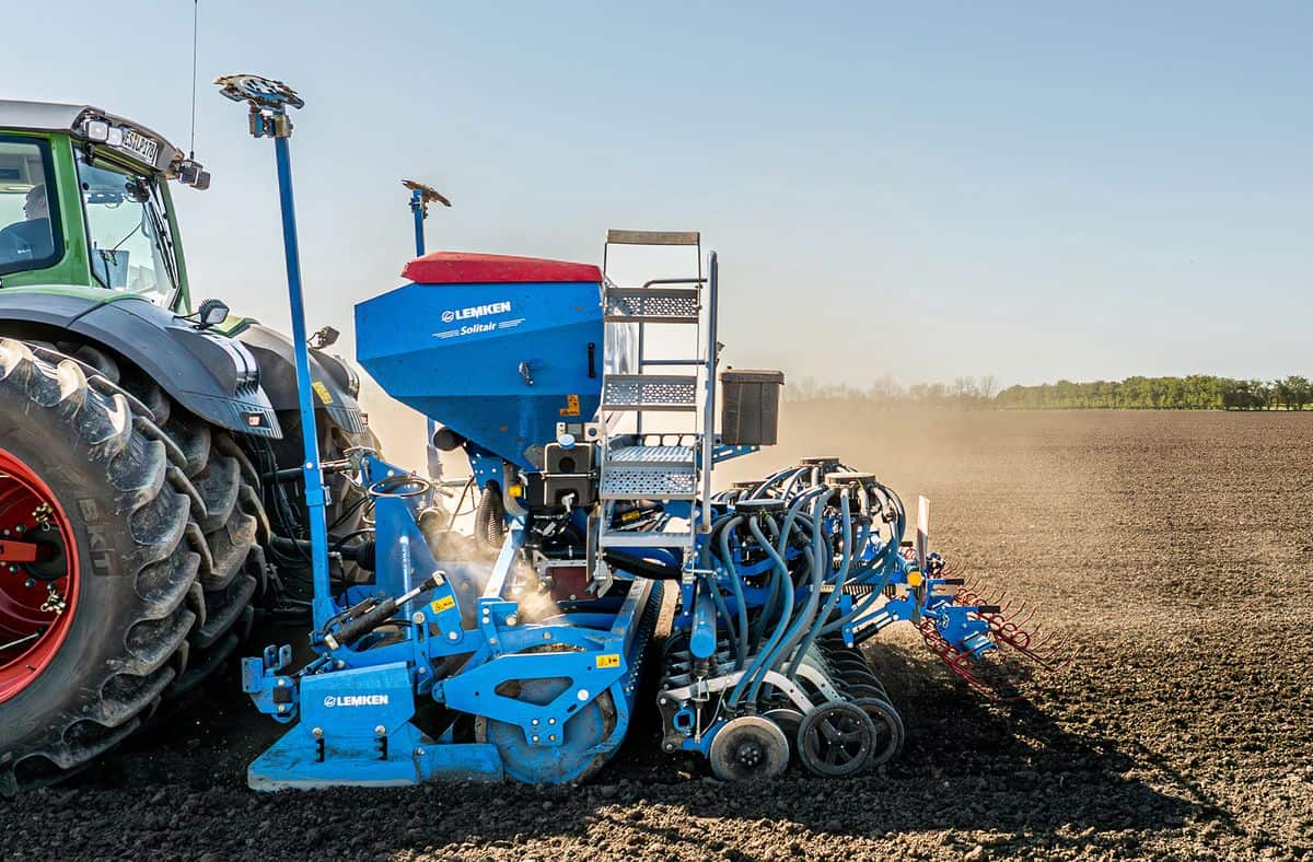 semoir Lemken Solitair MR avec herse rotative kirkon