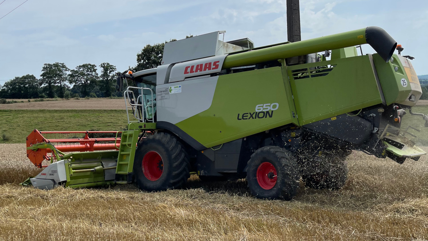 Moissonneuse batteuse Lexion 650 Claas