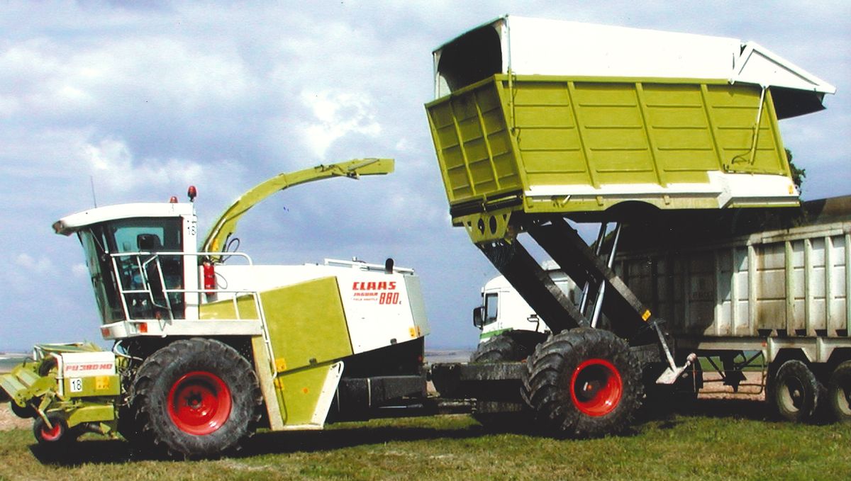 ensileuse à caisson Claas Field Shuttle