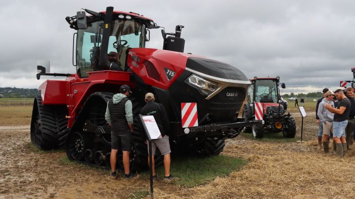 Case IH Quadtrac 715