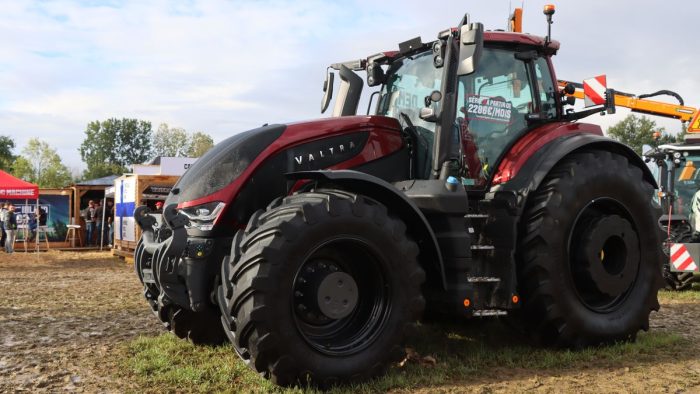 Valtra S6