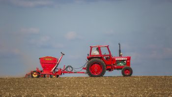 Le tracteur coûte toujours deux fois