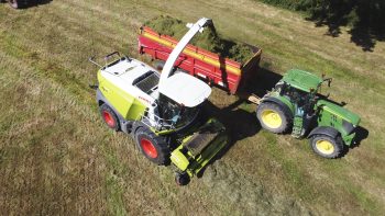 Parts de marché ensileuses 2023 : Claas domine un marché en fort recul