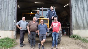 3 salariés pour faire tourner les machines de  la cuma de l’Abbaye