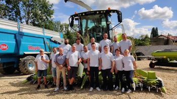 Un chauffeur expérimenté pour avaler les surfaces d’ensilage