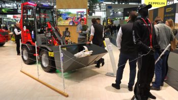 [EuroTier 2024] Un Hoftrac capable de vous suivre automatiquement