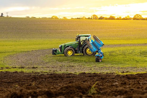 La charrue Diamant 18 complète la gamme des charrues Lemken